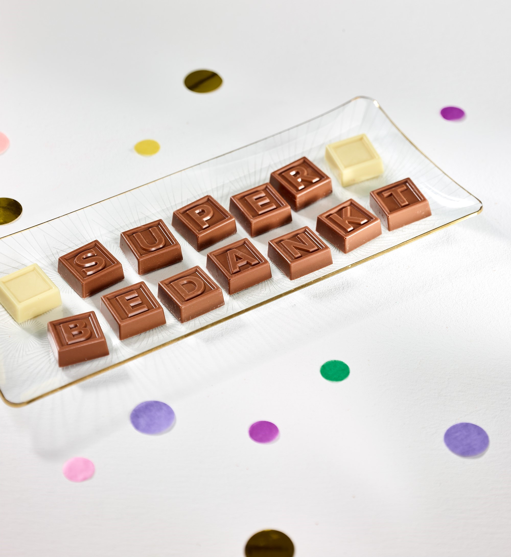 Stiptheid behuizing Miniatuur Chocolade cadeaus | Een verrukkelijke verrassing! | Hallmark