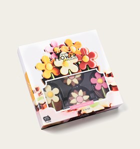 Ru Langwerpig Trolley Chocolade Cadeaubox met Bloemen Chocolade | Hallmark